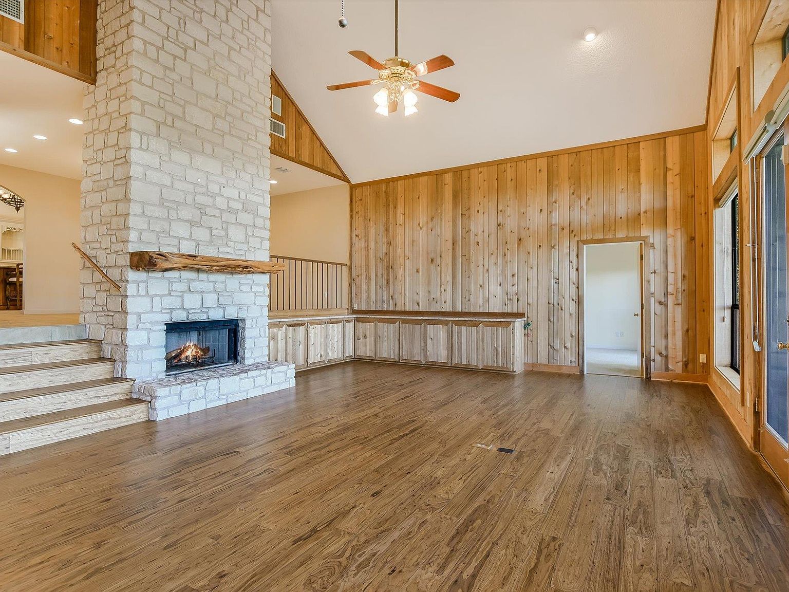 116 Courtside Way Spicewood, TX 78669 - Thumbnail 5