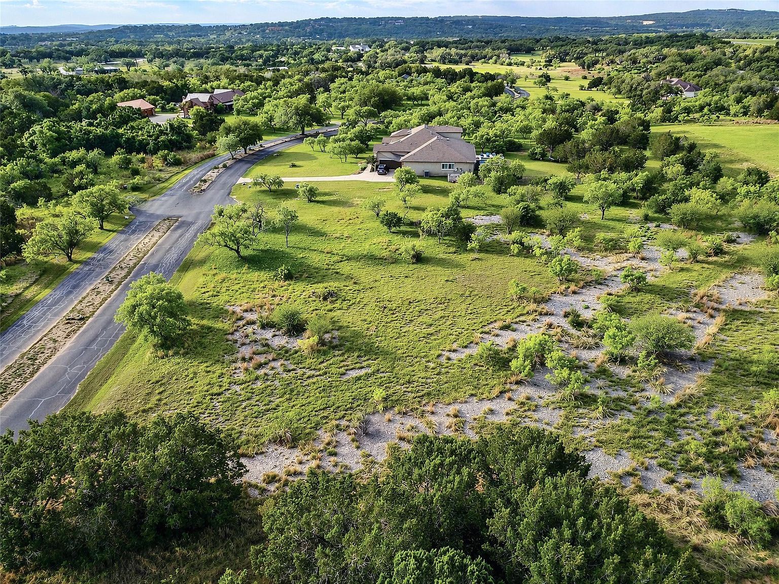 19A Ridge Harbor Dr Spicewood, TX 78669 - Thumbnail 5