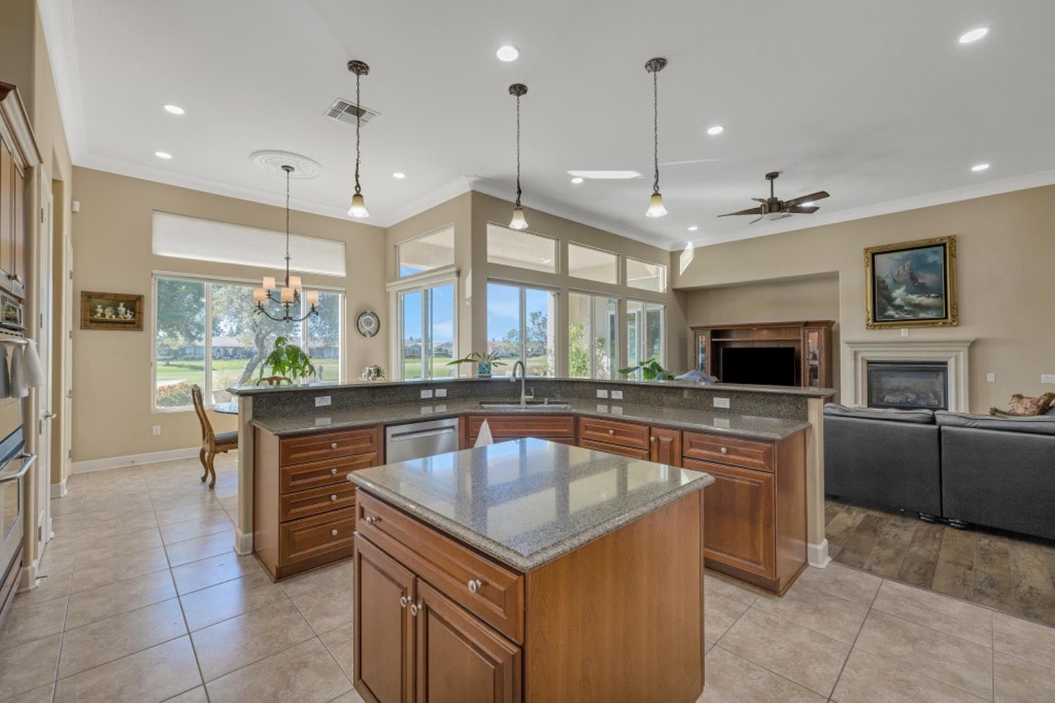 1053 Overland Ln Lincoln, CA 95648 - Thumbnail 5