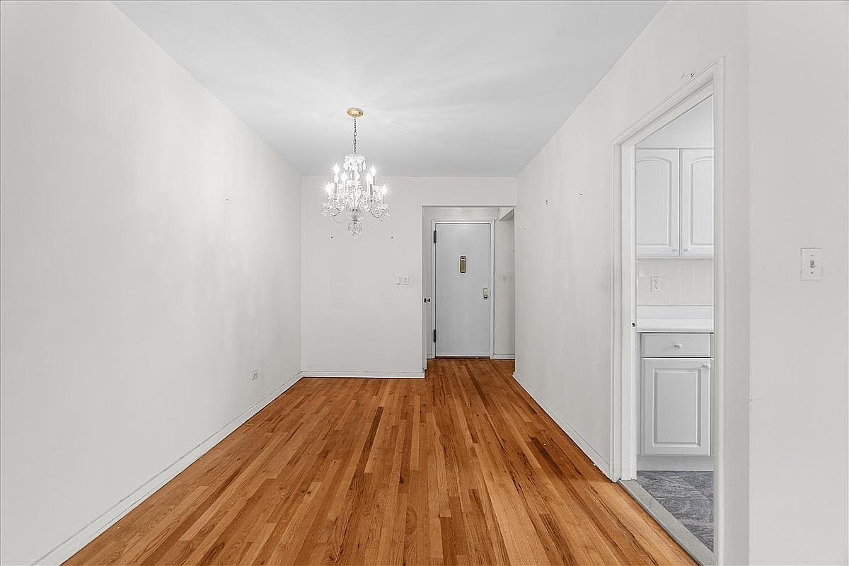 112-20 72nd Dr APT A33 Forest Hills, NY 11375 - Thumbnail 5