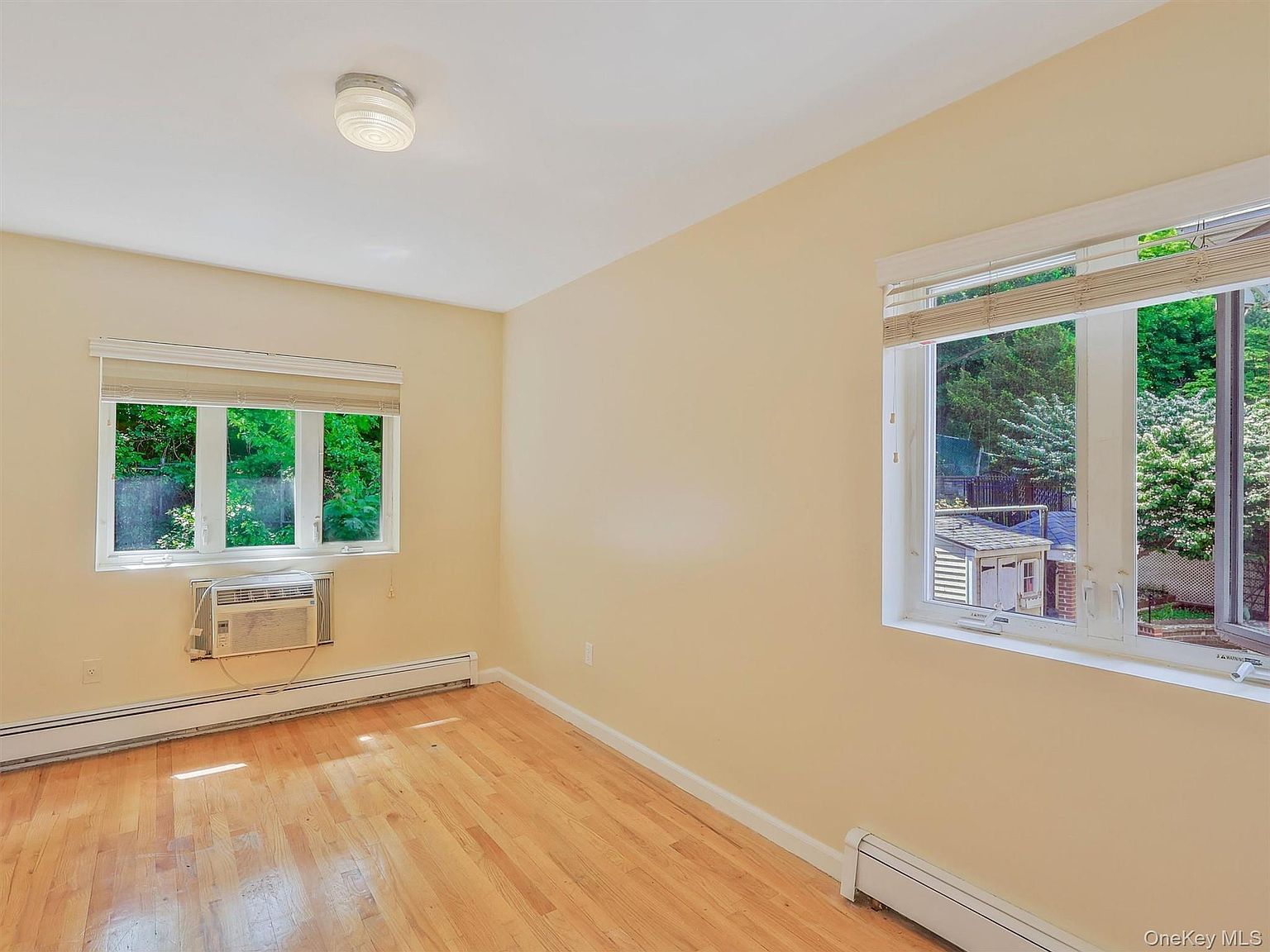 8666 Midland Pkwy Jamaica, NY 11432 - Thumbnail 5