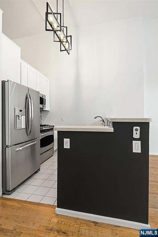 518-536 Gregory Ave #A425 Weehawken, NJ 07086 - Thumbnail 5