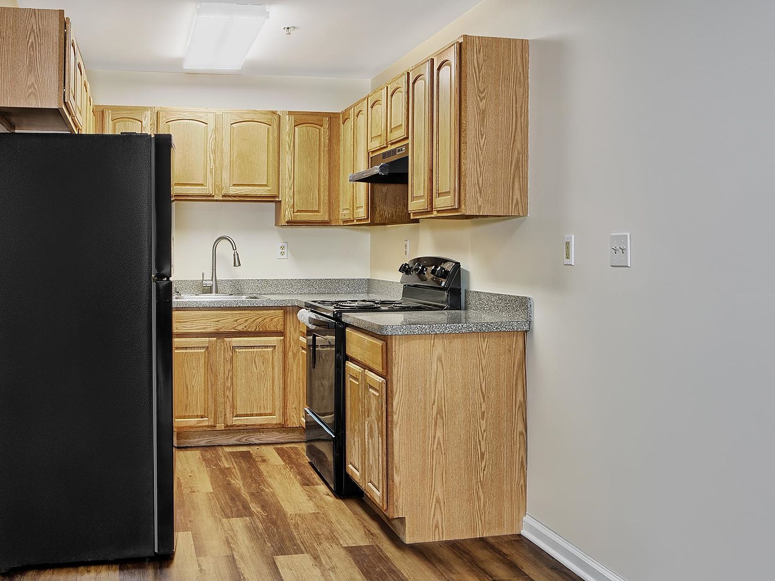 9 Madison Ave APT 18 Paterson, NJ 07524 - Thumbnail 5