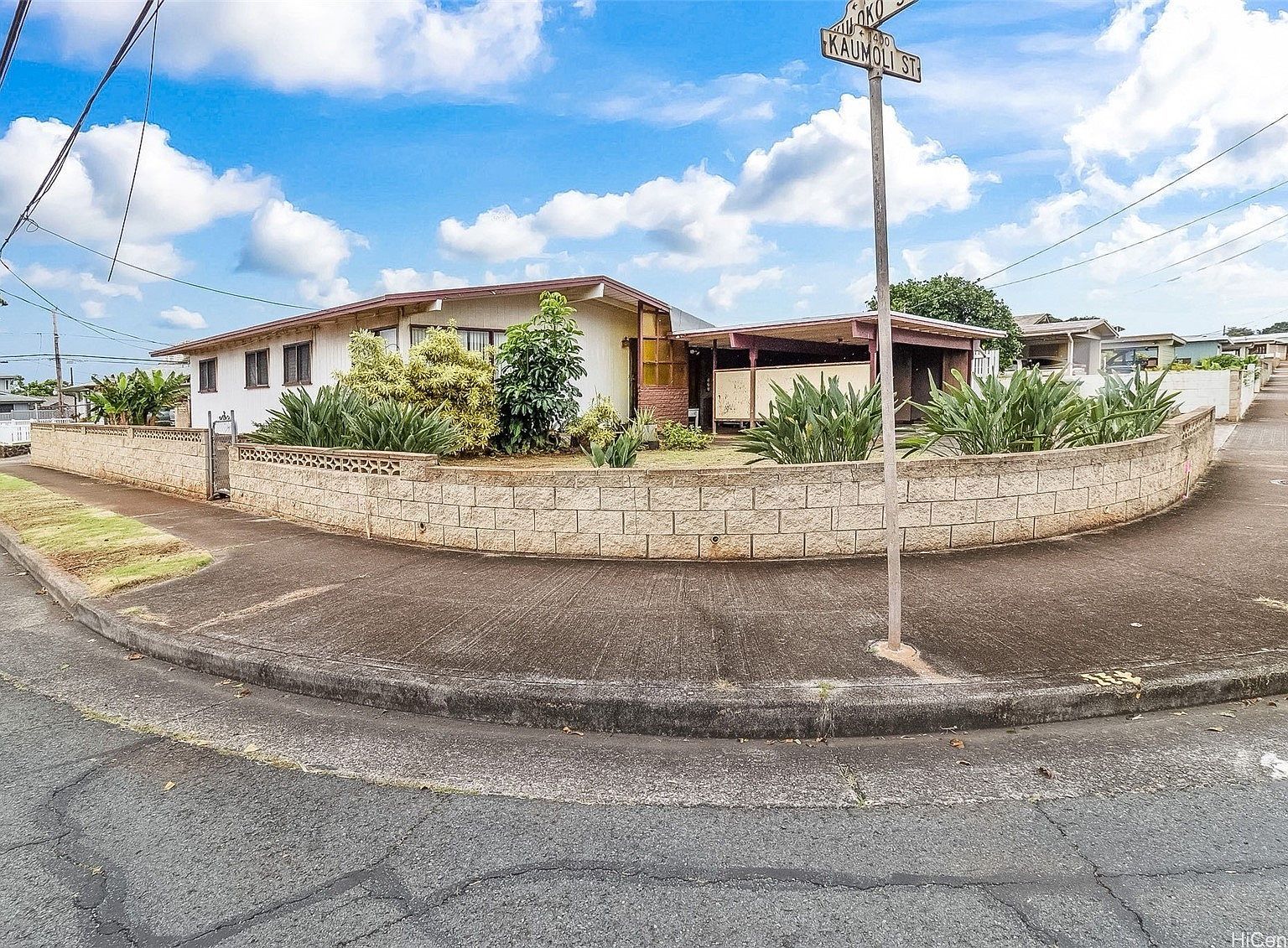 1404 Kaumoli St Pearl City, HI 96782 - Thumbnail 5