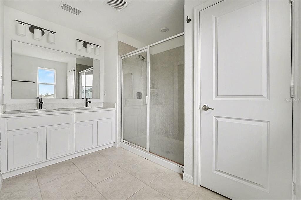 463 Summer Grove Ln Haines City, FL 33844 - Thumbnail 5