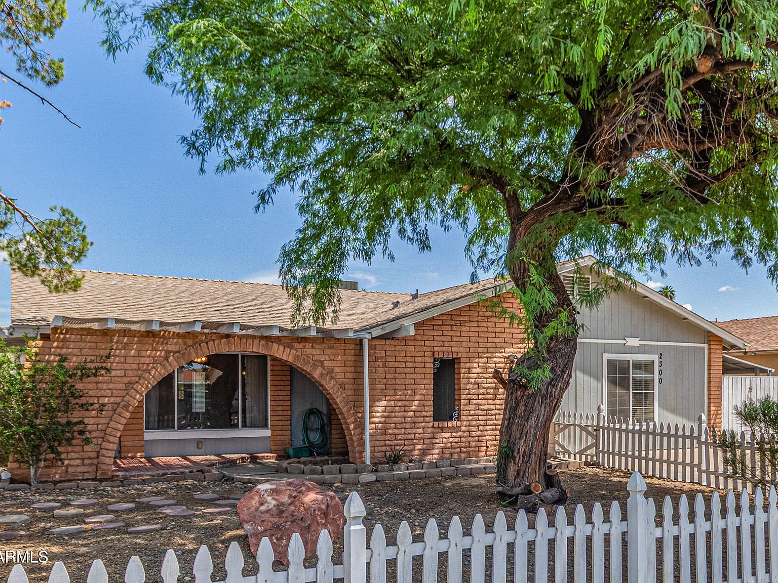 2300 E Concorda Dr Tempe, AZ 85282 - Thumbnail 5