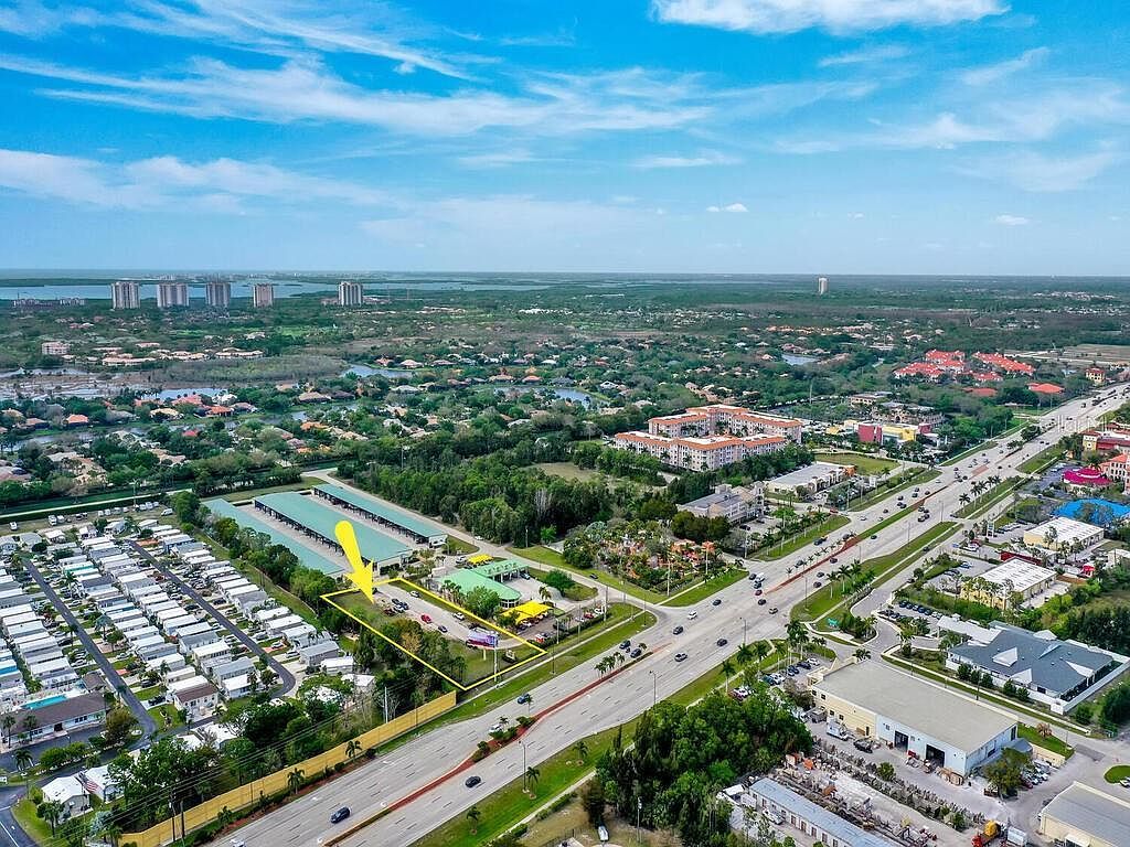 S Tamiami Trl Bonita Springs, FL 34134 - Thumbnail 5