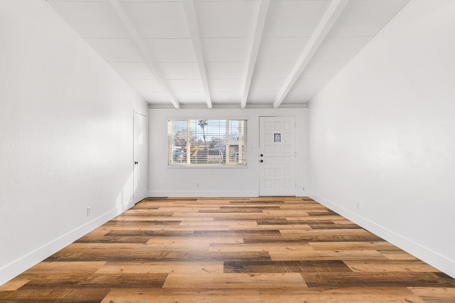 7563 Chula Vista Dr Citrus Heights, CA 95610 - Thumbnail 5