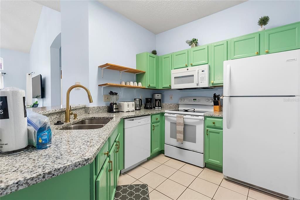 2733 Sun Key Pl Kissimmee, FL 34747 - Thumbnail 5