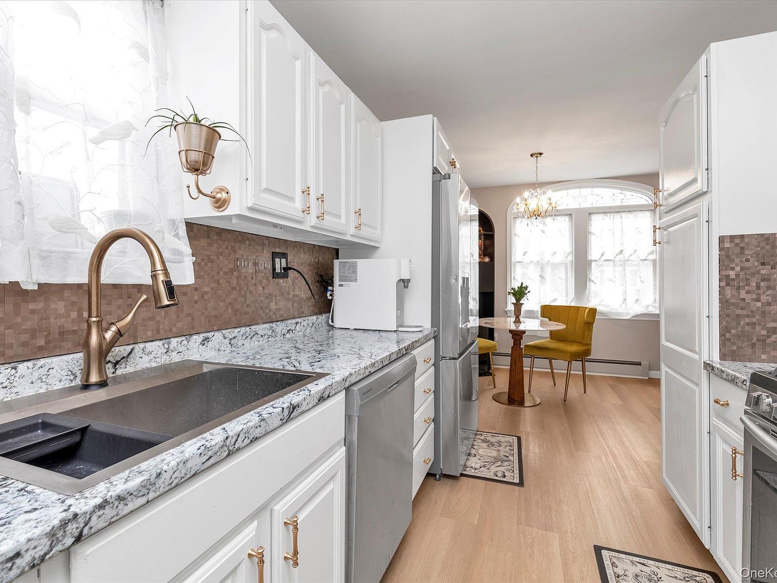 2451 Joseph Ct Bellmore, NY 11710 - Thumbnail 5