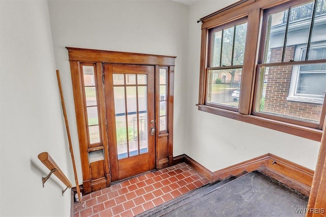 131 Tacoma Ave Buffalo, NY 14216 - Thumbnail 5