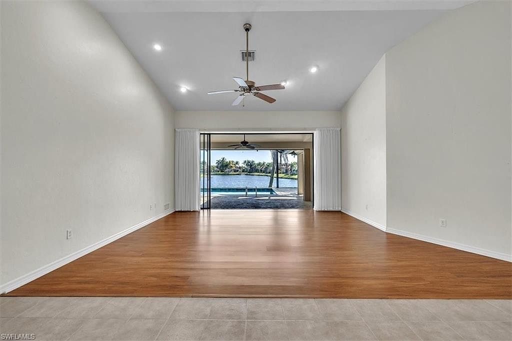 11114 Longshore Way W Naples, FL 34119 - Thumbnail 5