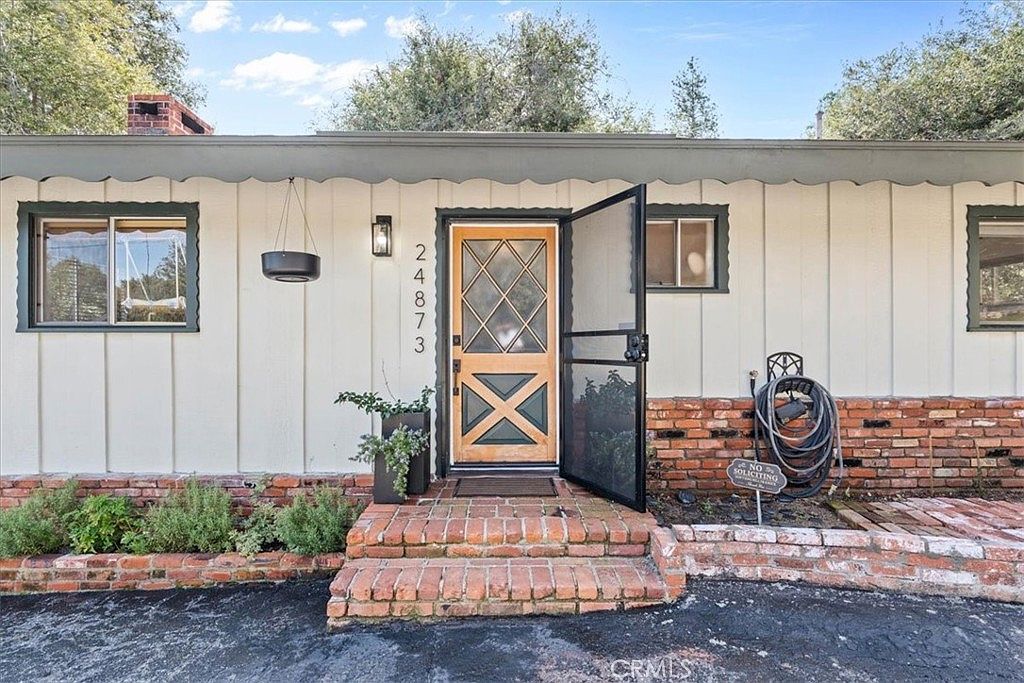 24873 Edelweiss Dr Crestline, CA 92325 - Thumbnail 5