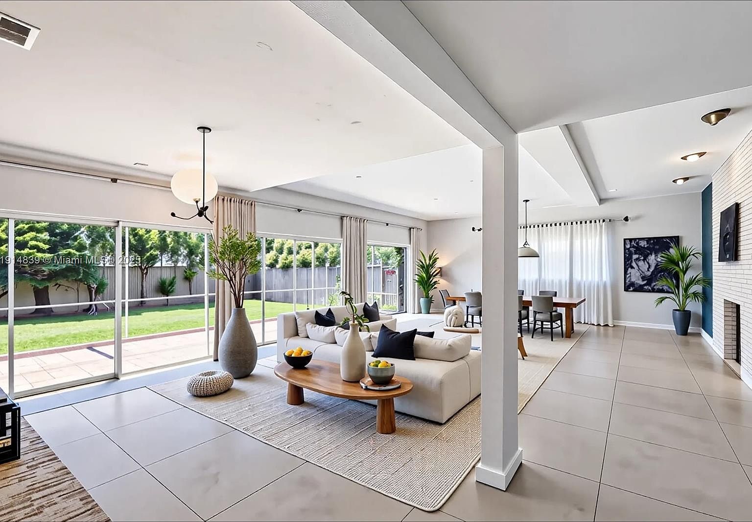 1940 NE 185th Ter North Miami Beach, FL 33179 - Thumbnail 5