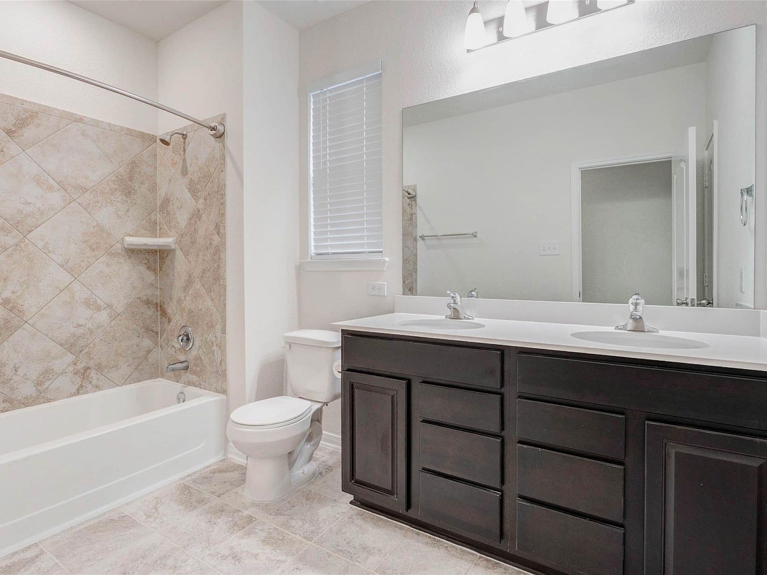 4722 Cullen Brook Rd Katy, TX 77449 - Thumbnail 5