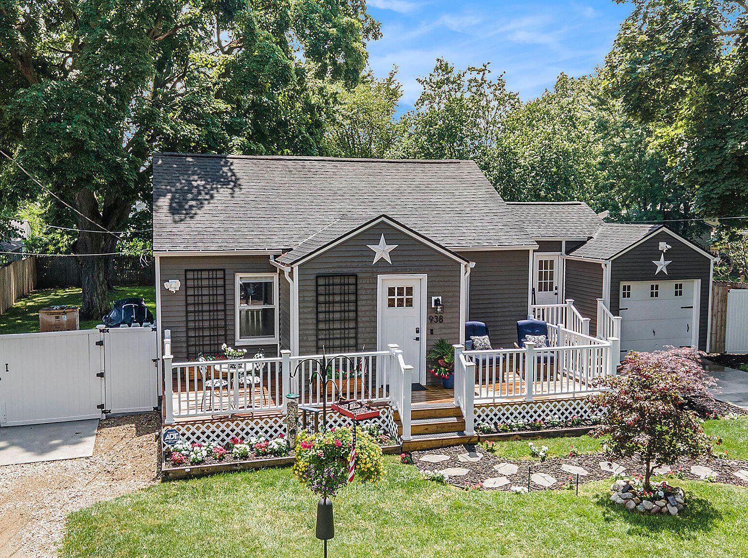 938 Cogswell St NW Grand Rapids, MI 49544 - Thumbnail 5