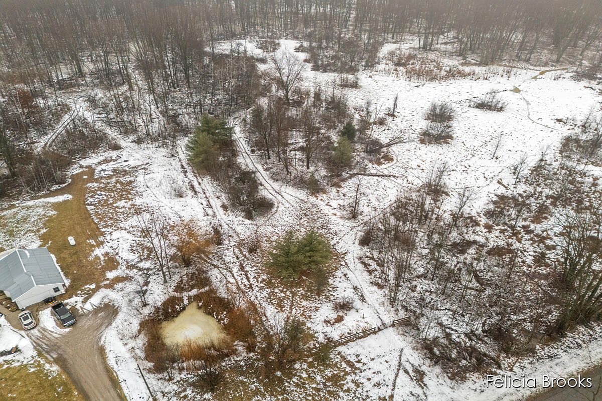 17590 Pine Lake Ave Sand Lake, MI 49343 - Thumbnail 5