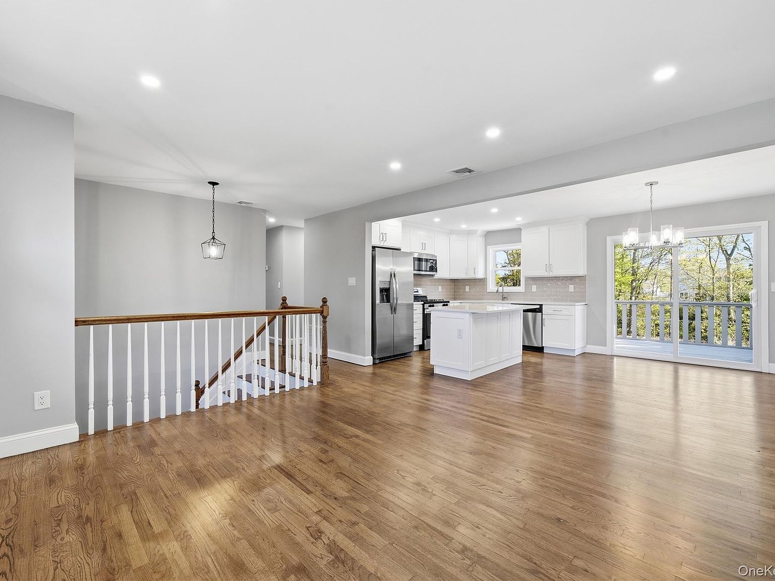 49 Sandy Hollow Dr Smithtown, NY 11787 - Thumbnail 5