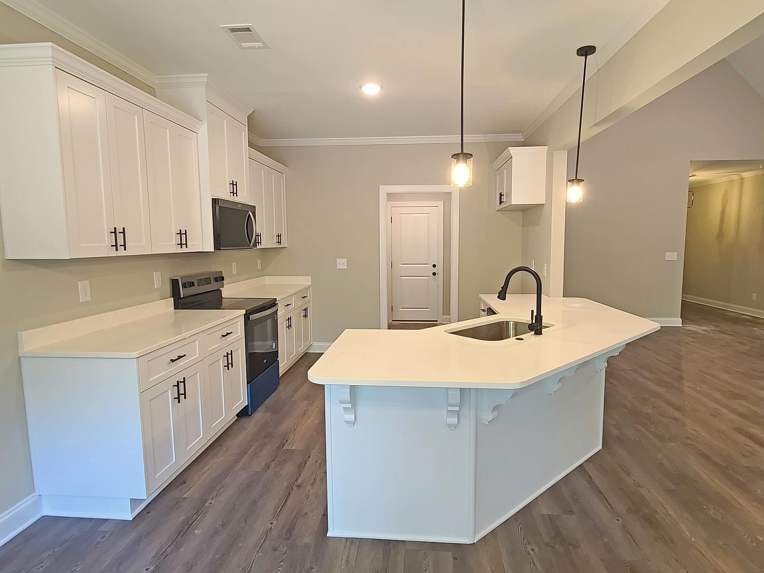 556 Hillman St Warrenville, SC 29851 - Thumbnail 5