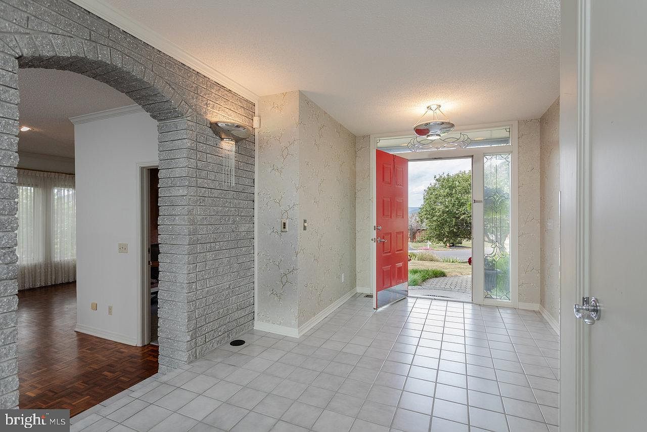 1848 College Ave Harrisonburg, VA 22802 - Thumbnail 5