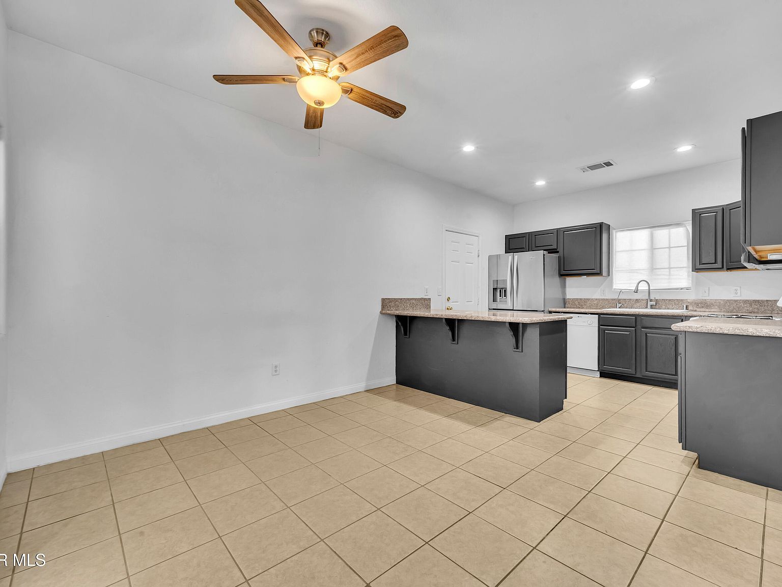 9212 S Loop Blvd California City, CA 93505 - Thumbnail 5