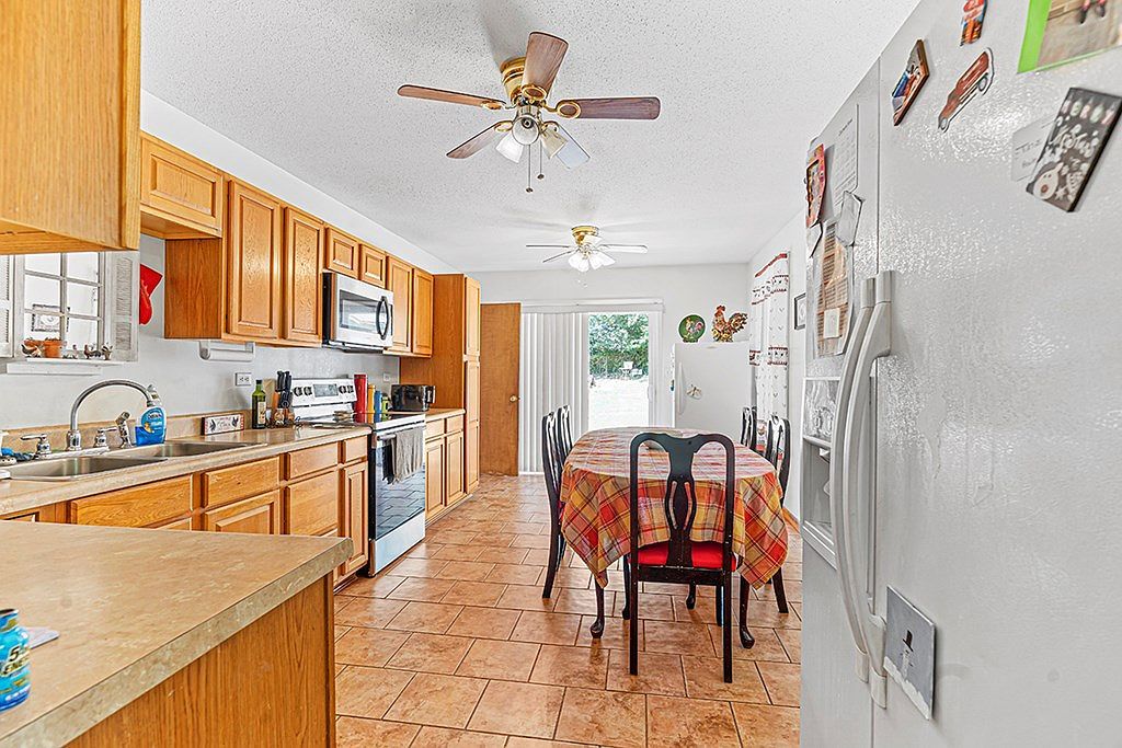 3920 Harless St Greenwood, SC 29646 - Thumbnail 5