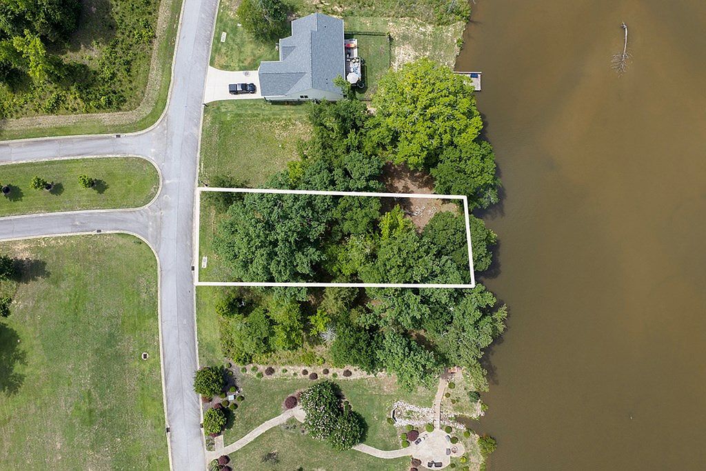 27 King Cir Greenwood, SC 29649 - Thumbnail 5