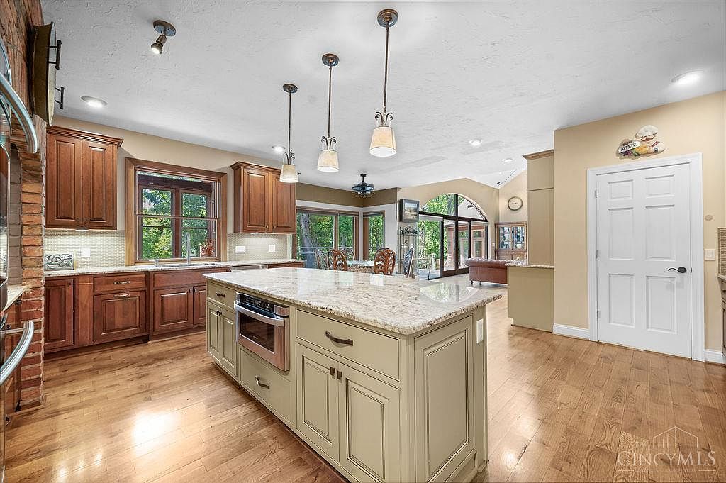 7883 Chestershire Dr West Chester, OH 45241 - Thumbnail 5