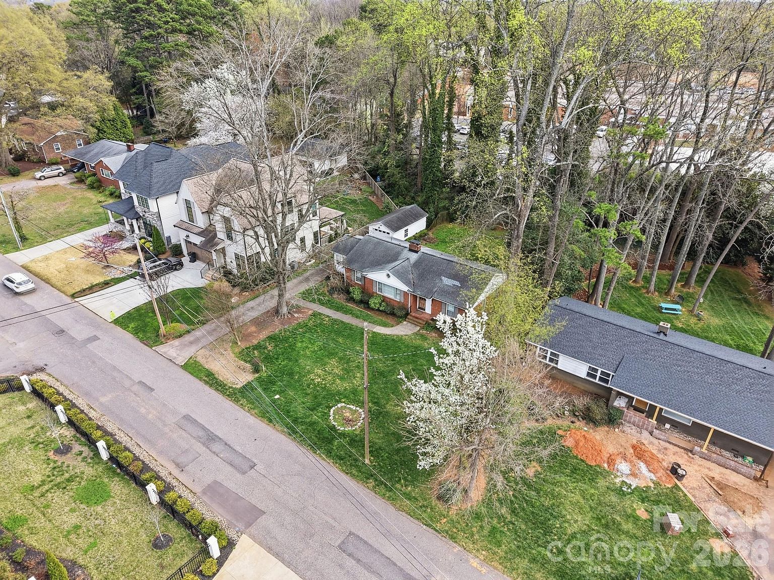 616 Bertonley Ave Charlotte, NC 28211 - Thumbnail 5