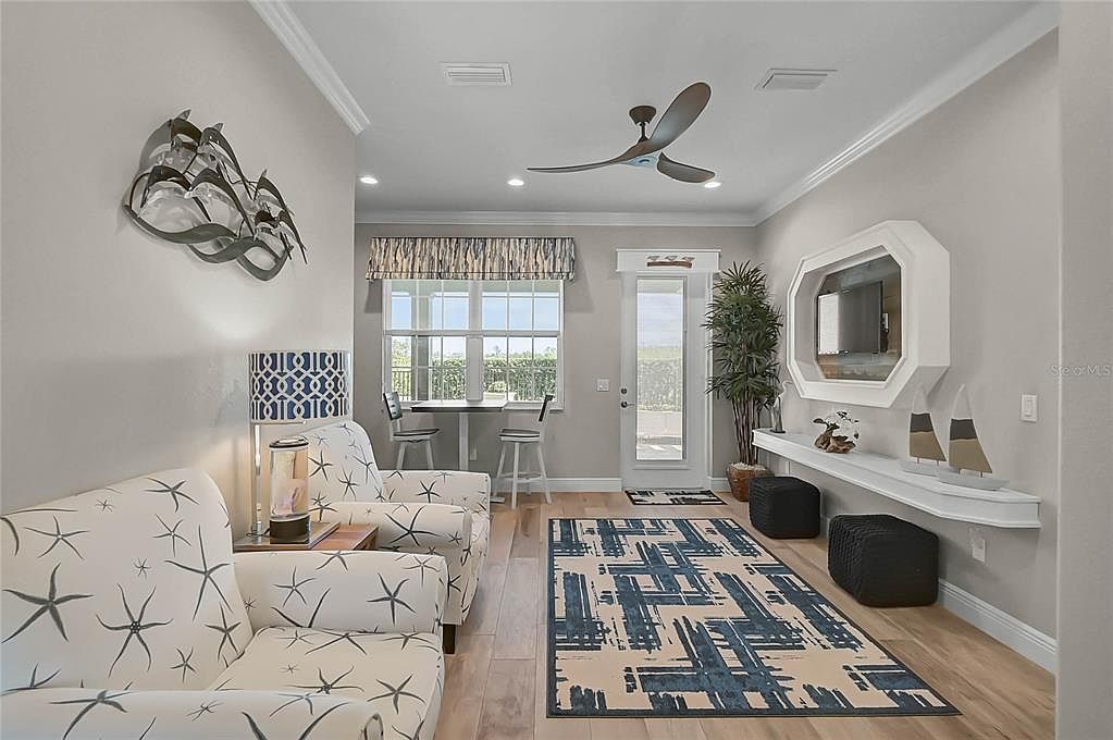 205 E Venice Ave Venice, FL 34285 - Thumbnail 5