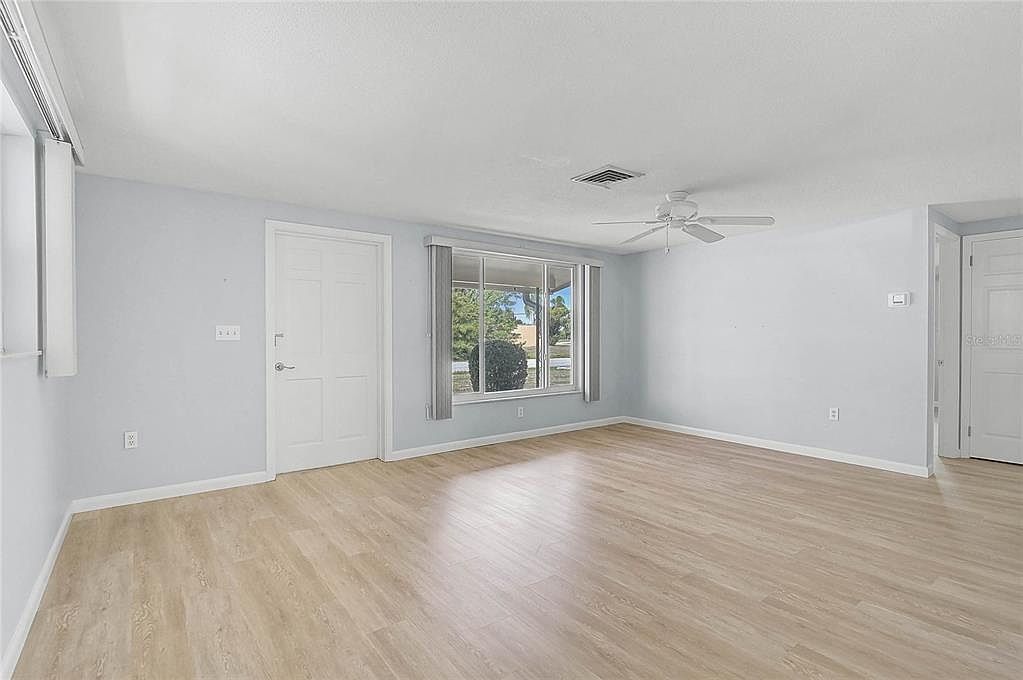 2845 Myakka Rd Venice, FL 34293 - Thumbnail 5