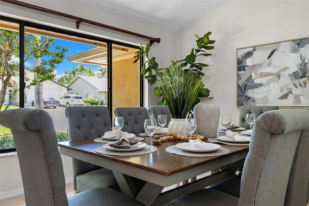 3275 Cobbs Dr Palm Harbor, FL 34684 - Thumbnail 5