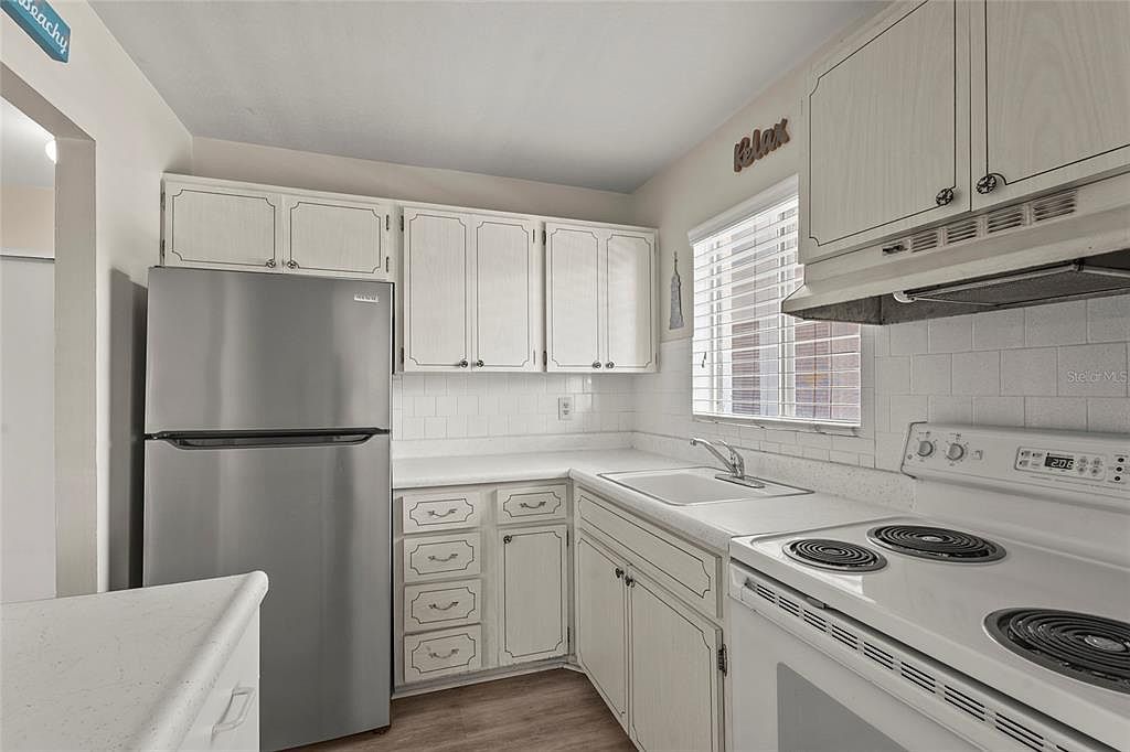 1837 Flamingo Blvd UNIT O35 Bradenton, FL 34207 - Thumbnail 5