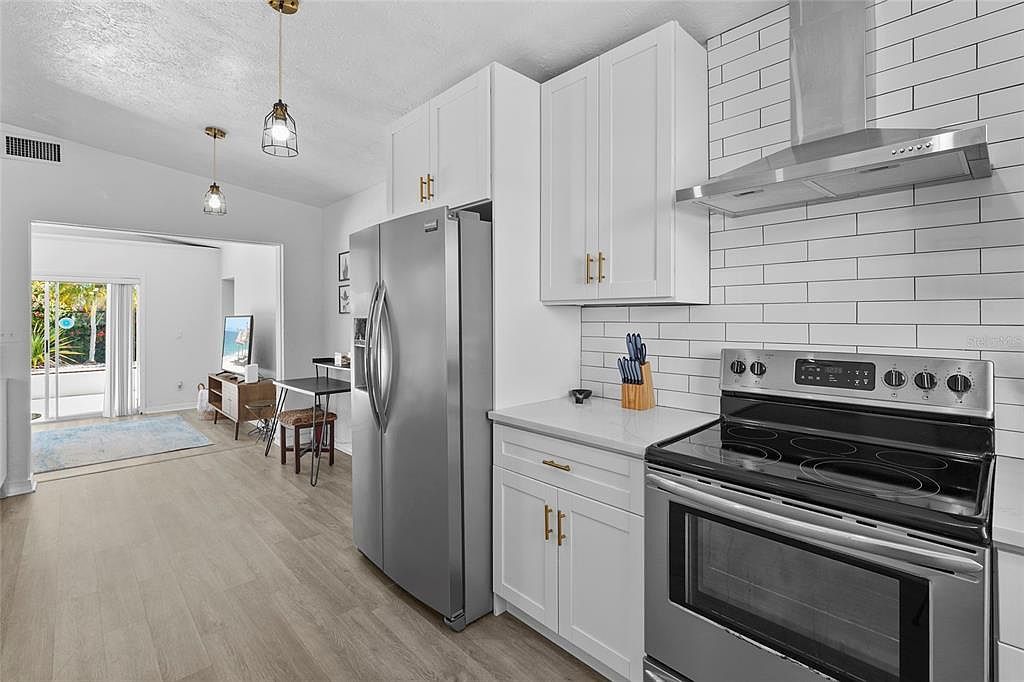 5619 New York Ave Sarasota, FL 34231 - Thumbnail 5