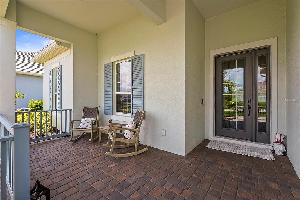 2525 Paradise Plum Dr Sarasota, FL 34240 - Thumbnail 5