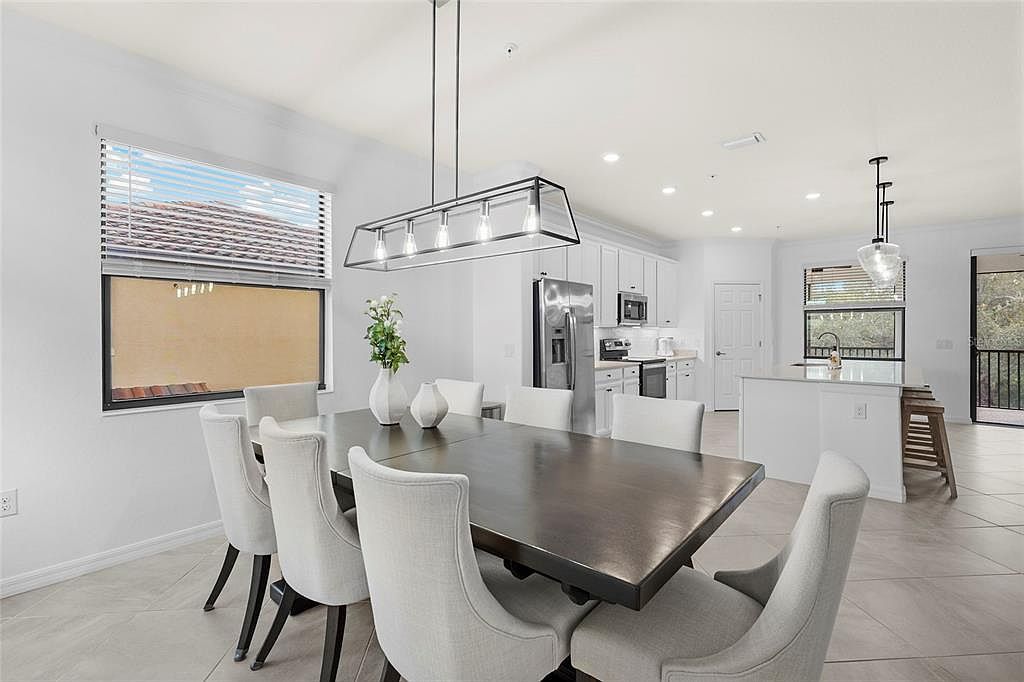 12490 Ghiberti Cir UNIT 201 Venice, FL 34293 - Thumbnail 5