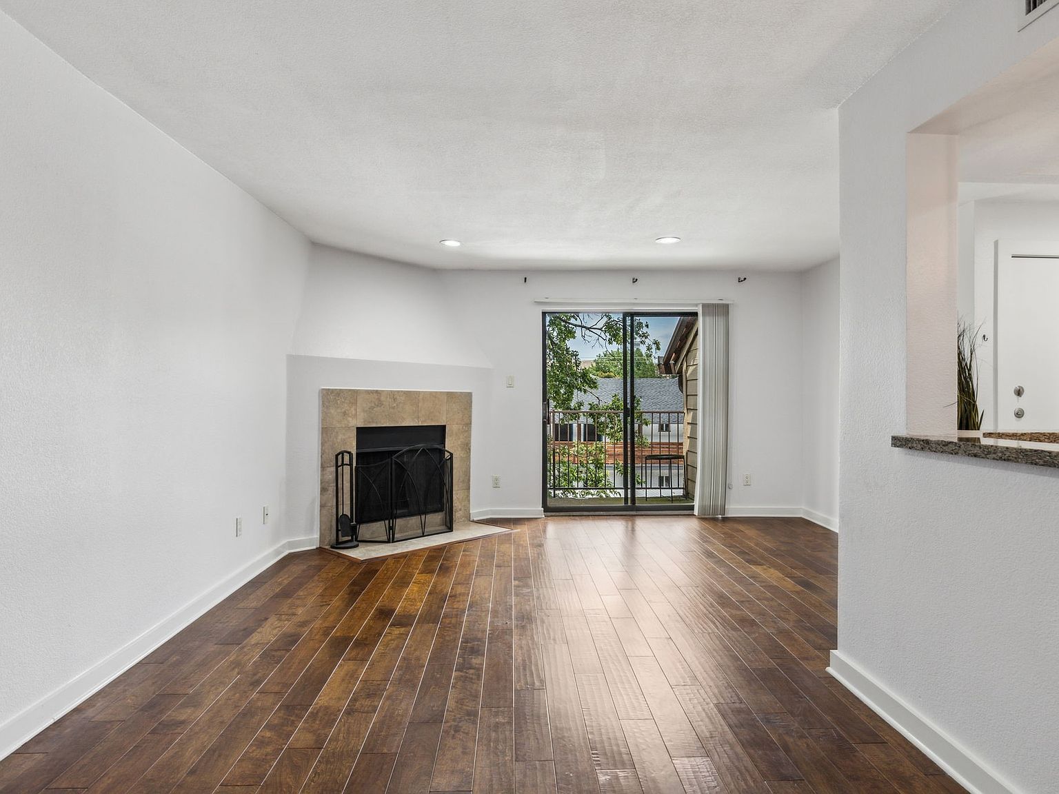 4777 Cedar Springs Rd APT 6N Dallas, TX 75219 - Thumbnail 5