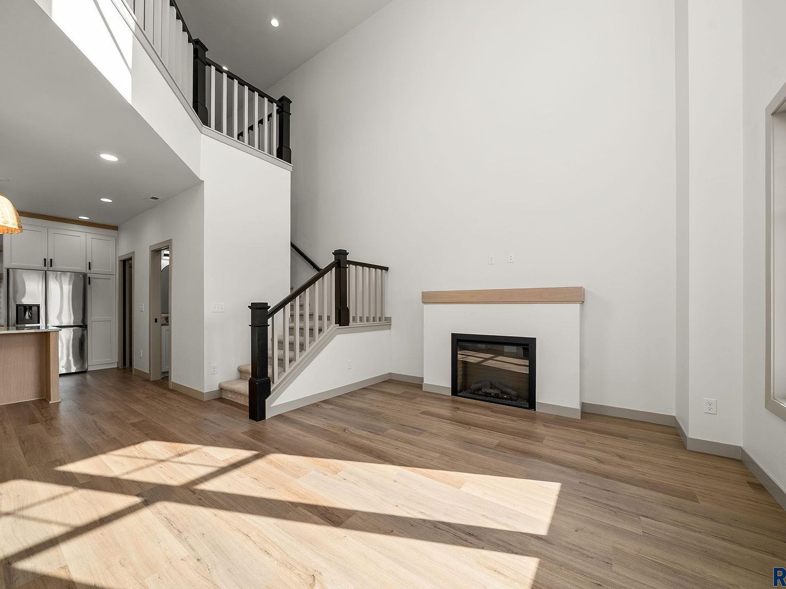 8609 W Shoreline Pl Sioux Falls, SD 57107 - Thumbnail 5