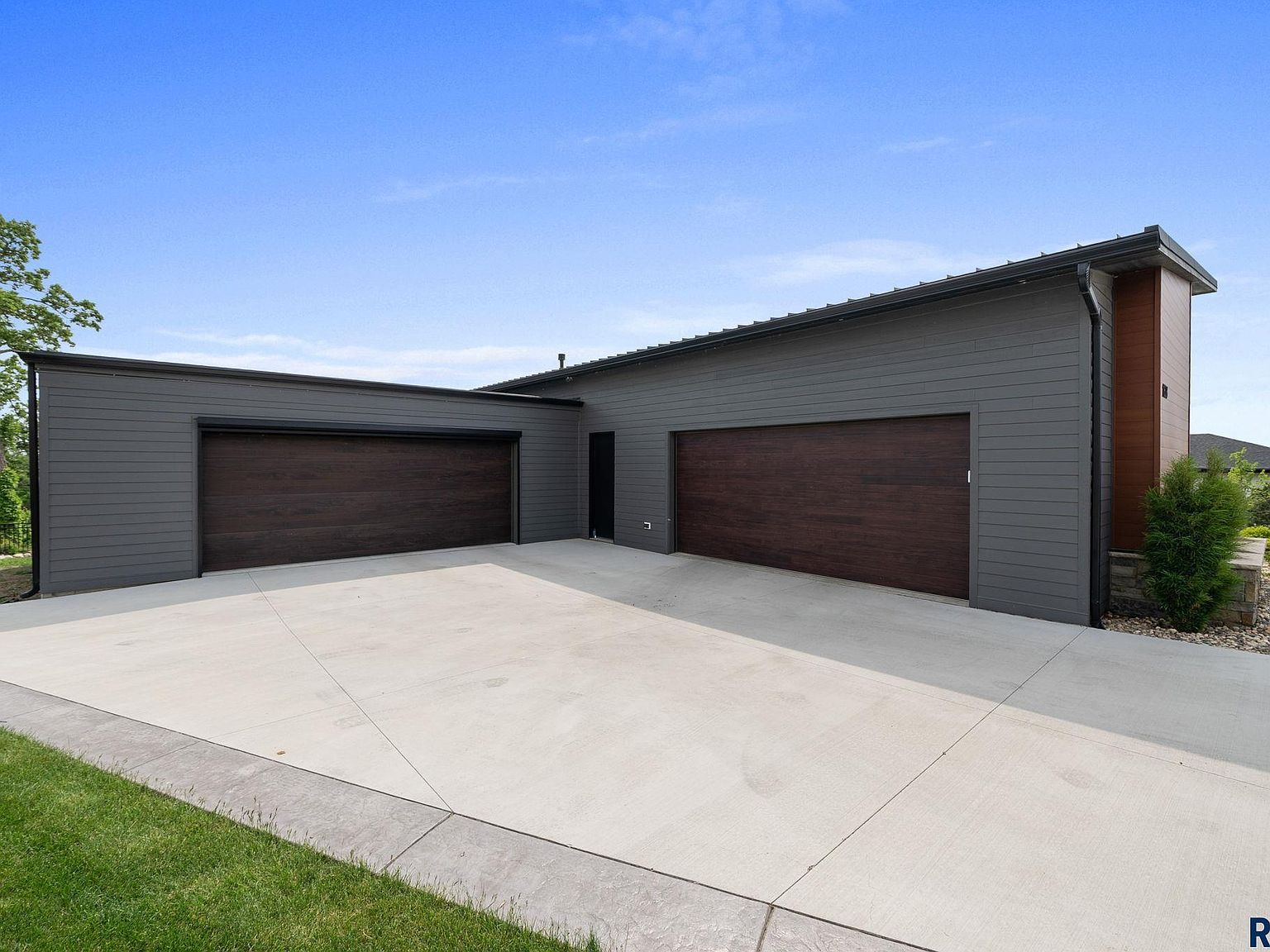 1608 S Scarlet Oak Pl Sioux Falls, SD 57110 - Thumbnail 5