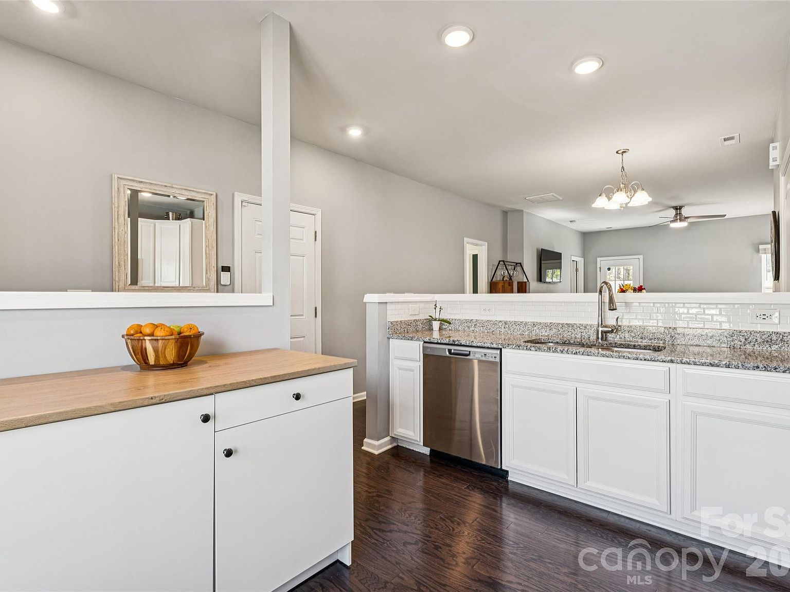 9311 Grand Valley Dr Charlotte, NC 28213 - Thumbnail 5