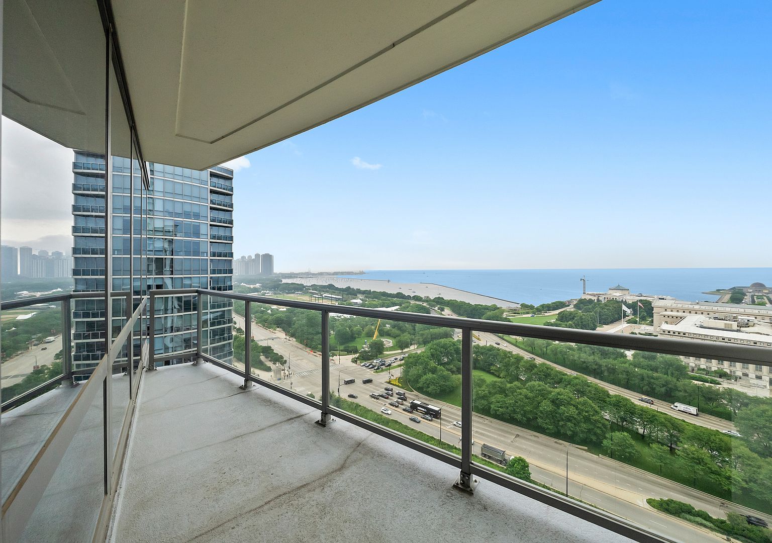 1235 S Prairie Ave APT 2101 Chicago, IL 60605 - Thumbnail 5