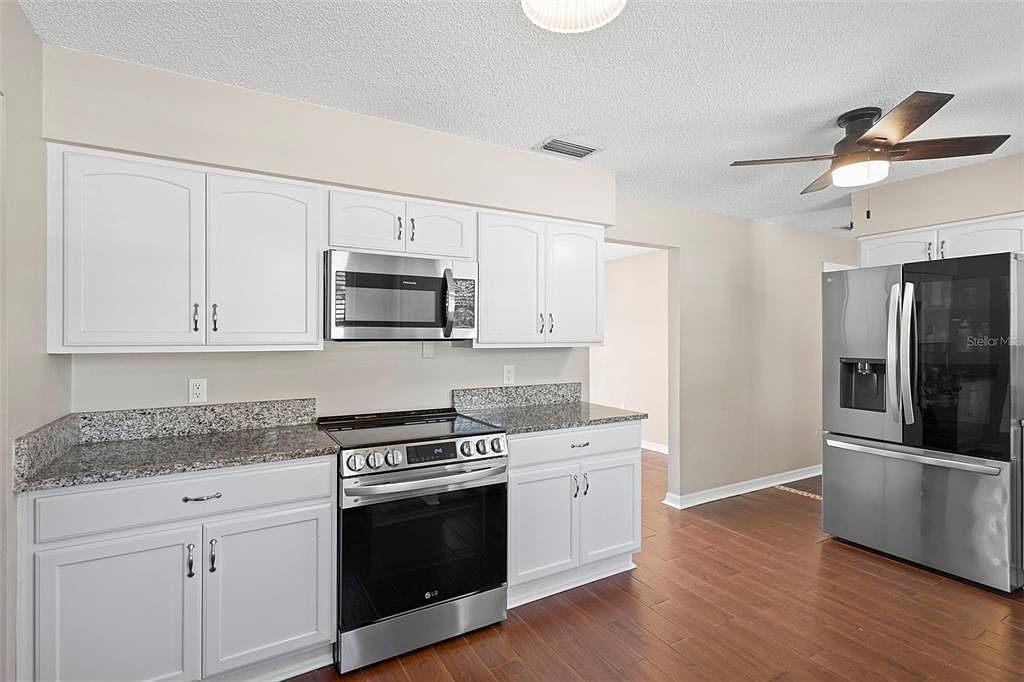 720 Amhurst Dr Orange City, FL 32763 - Thumbnail 5