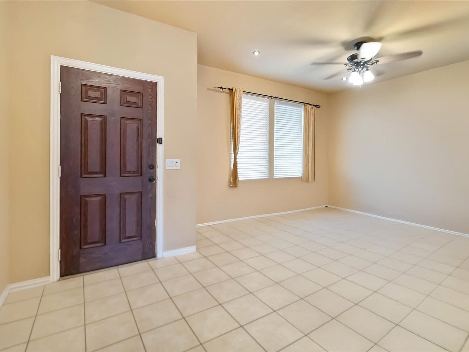 2637 Timberhollow Dr Little Elm, TX 75068 - Thumbnail 5