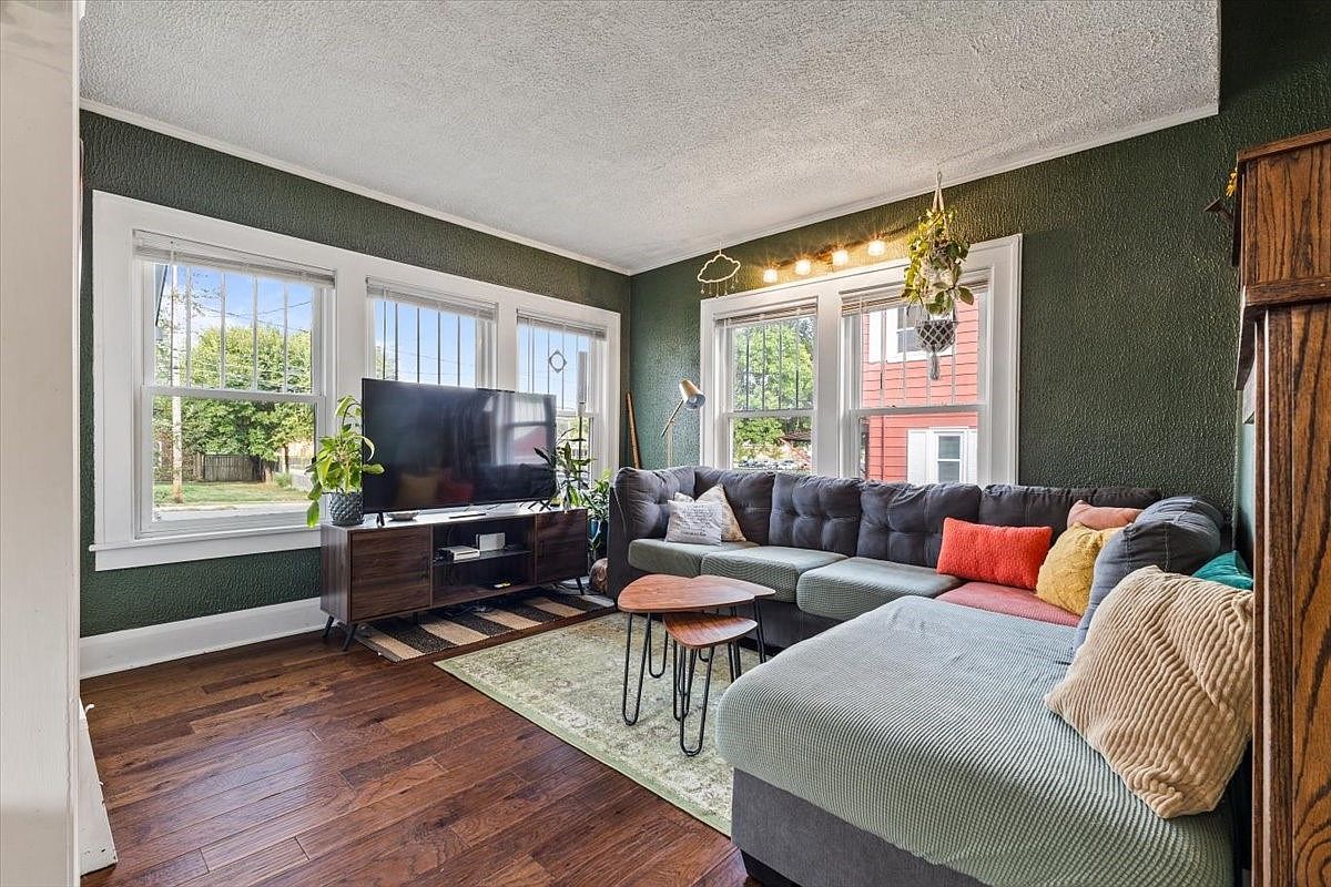 3607 50th St Des Moines, IA 50310 - Thumbnail 5