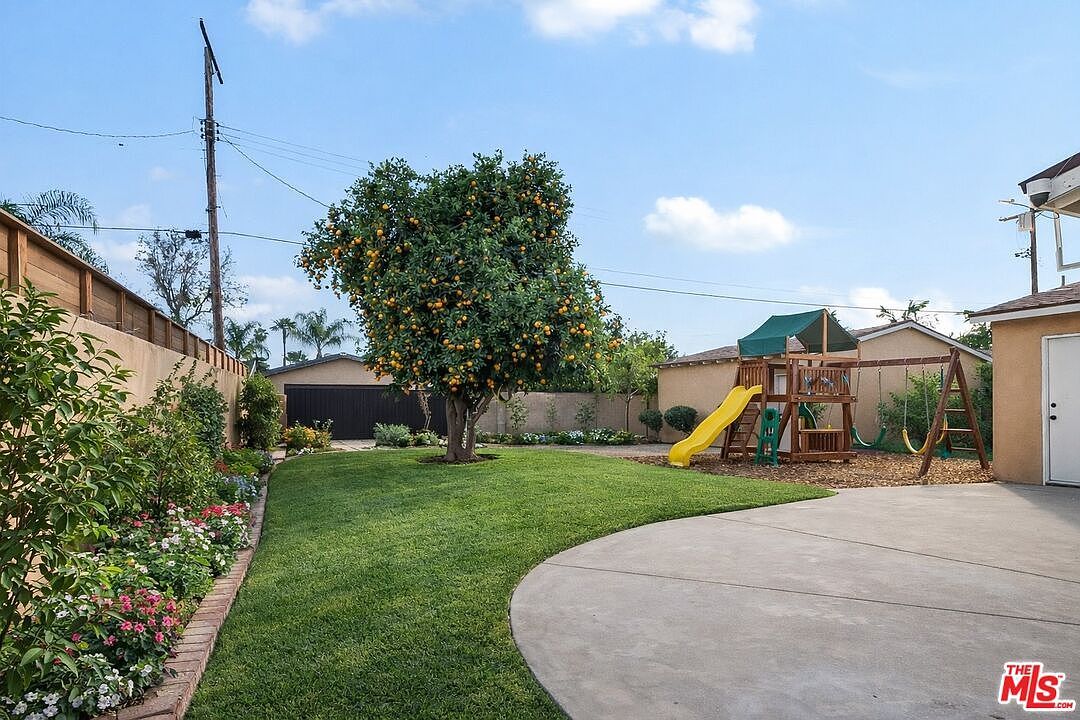 13400 Roscoe Blvd Panorama City, CA 91402 - Thumbnail 5