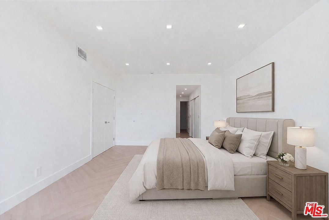 8455 Fountain Ave Unit 308 West Hollywood, CA 90069 - Thumbnail 5