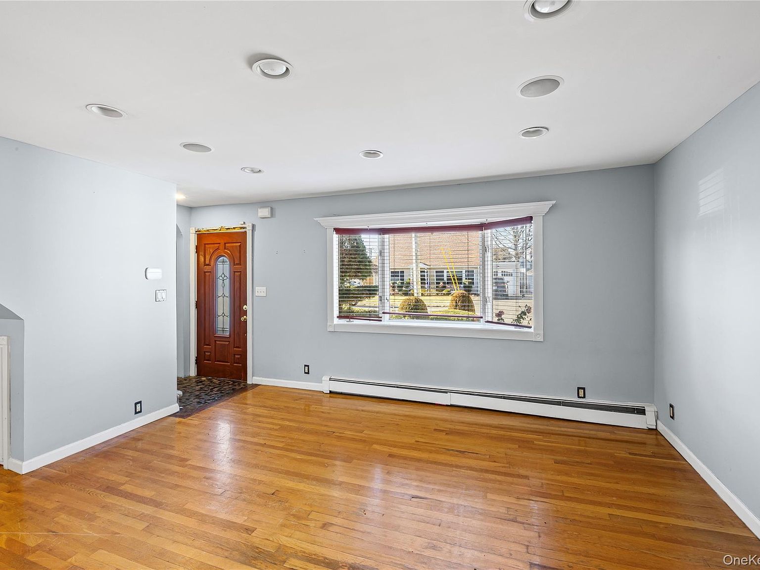 2181 Hortense Ave Seaford, NY 11783 - Thumbnail 5