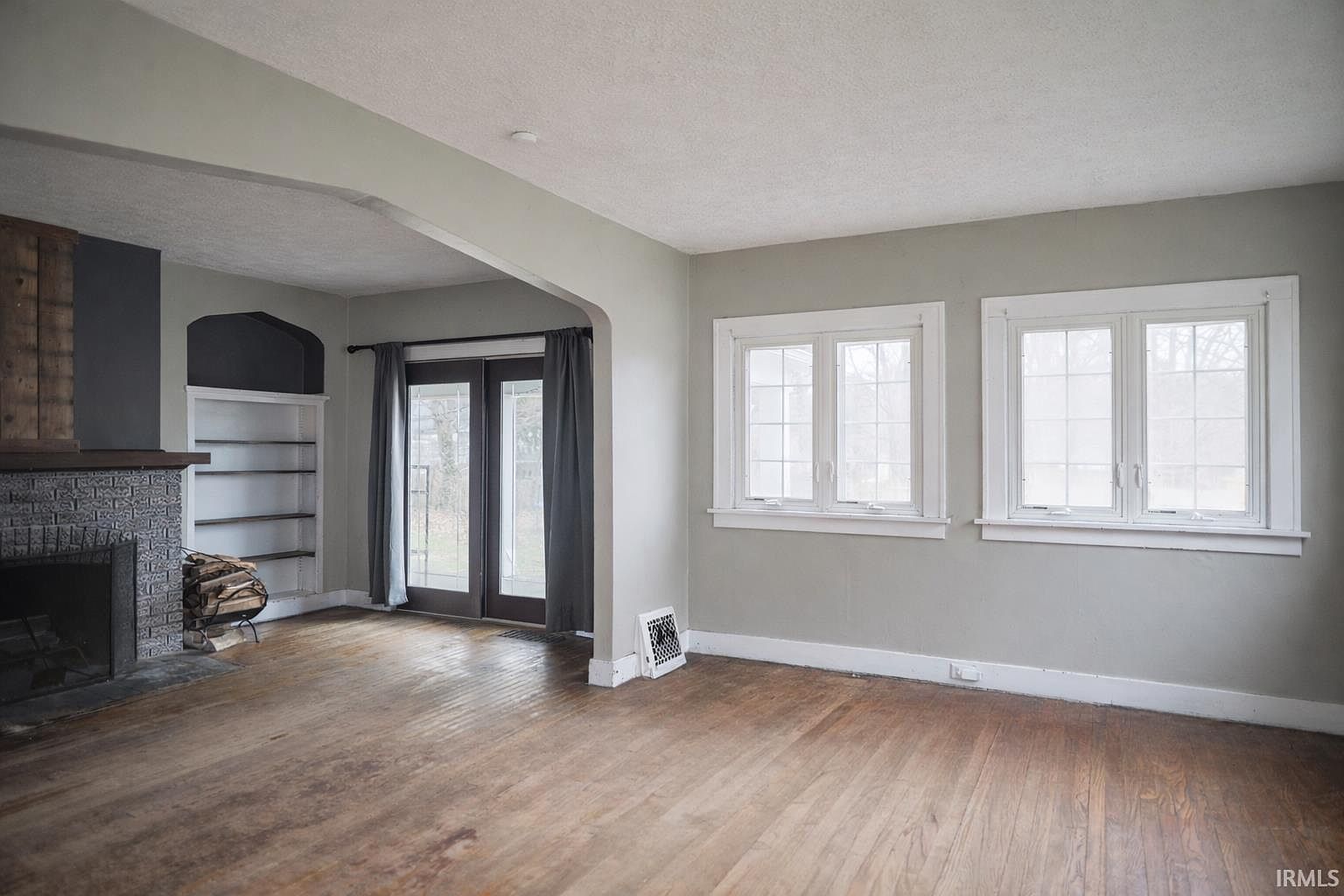 306 W Michigan St Rolling Prairie, IN 46371 - Thumbnail 5