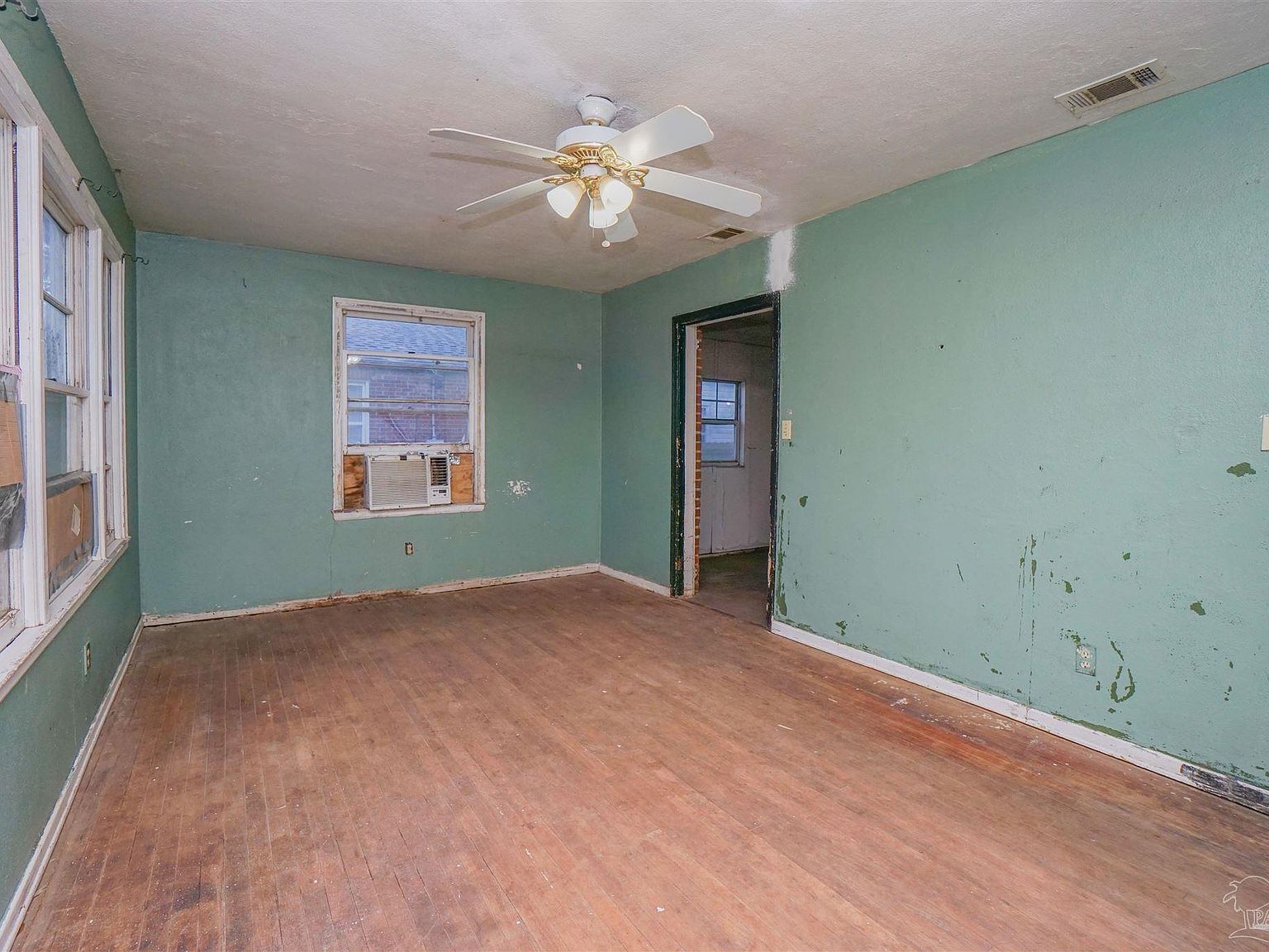 621 W Hernandez St Pensacola, FL 32501 - Thumbnail 5