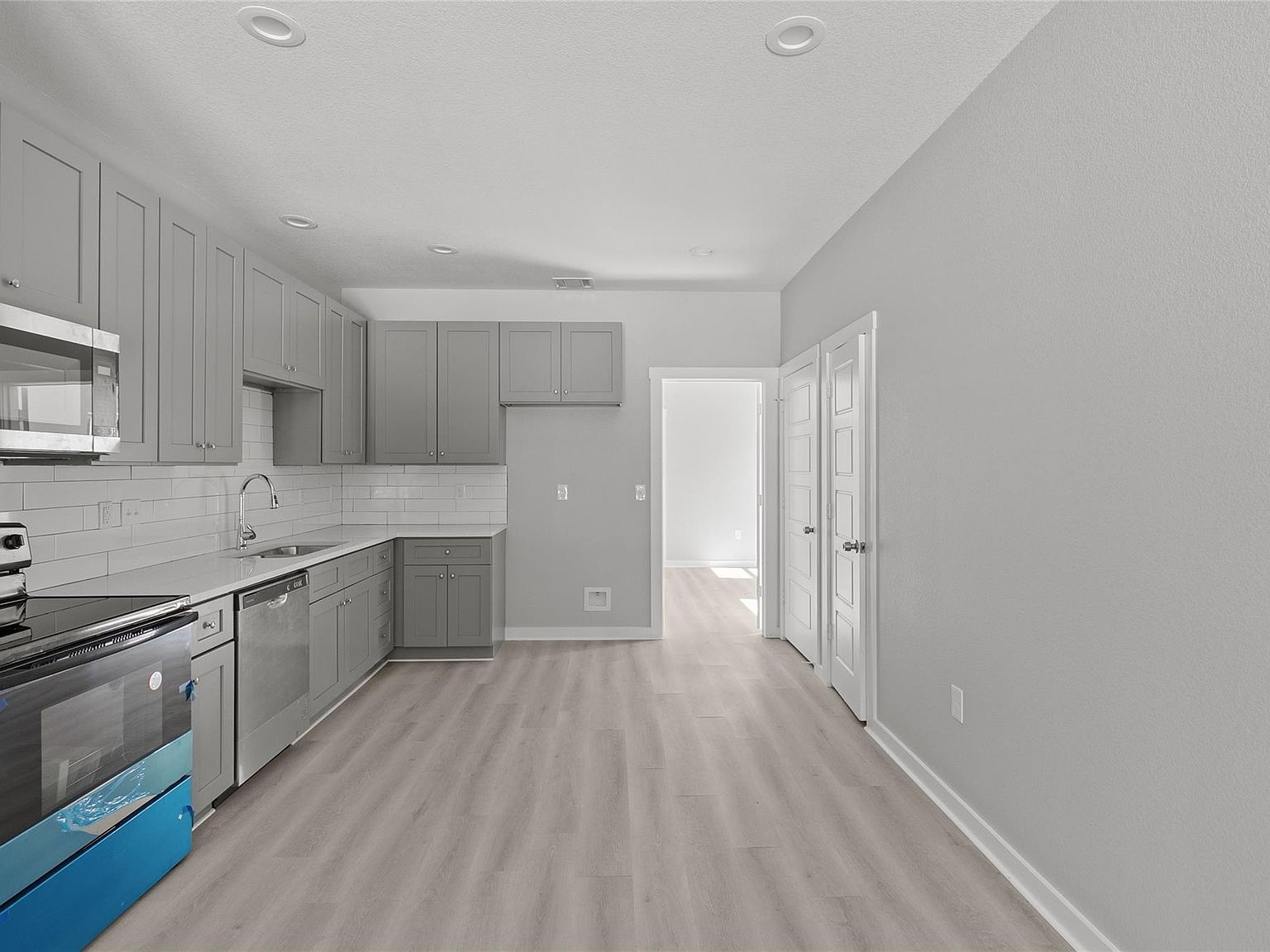 16985 Glenheath Montgomery, TX 77316 - Thumbnail 5